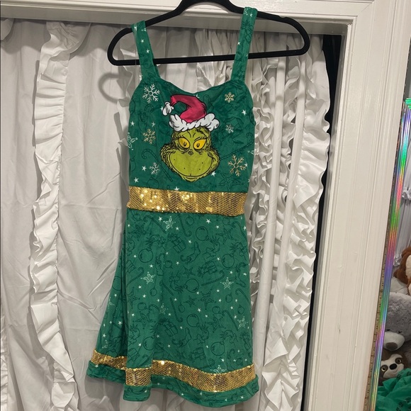 The Grinch Dresses & Skirts - Green Grinch juniors dress nwt soft XXS (00) holiday Christmas outfit.